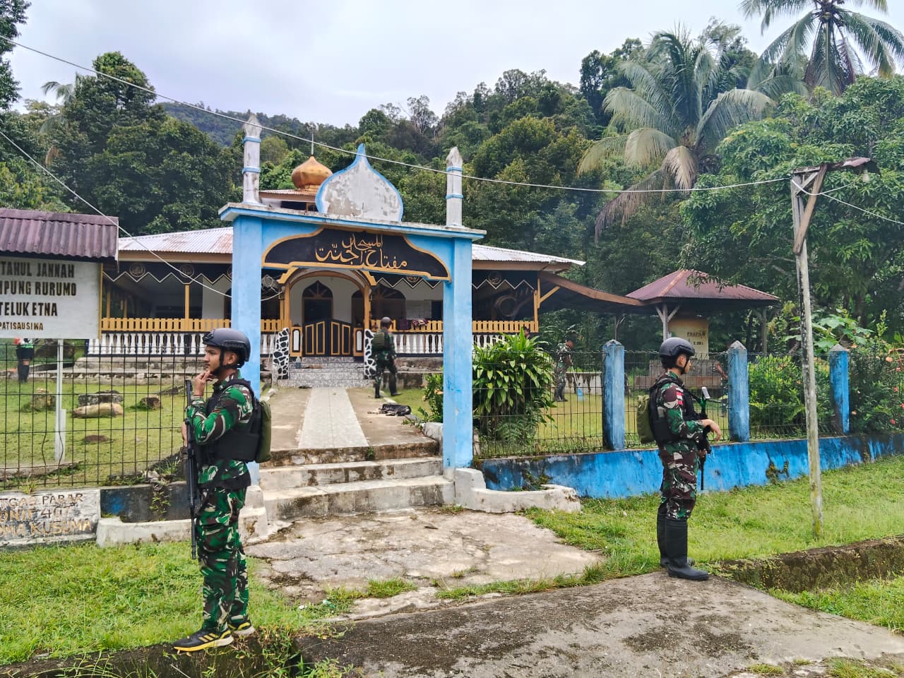 Karya Bakti Merawat Rumah Ibadah untuk Saudara di Papua.