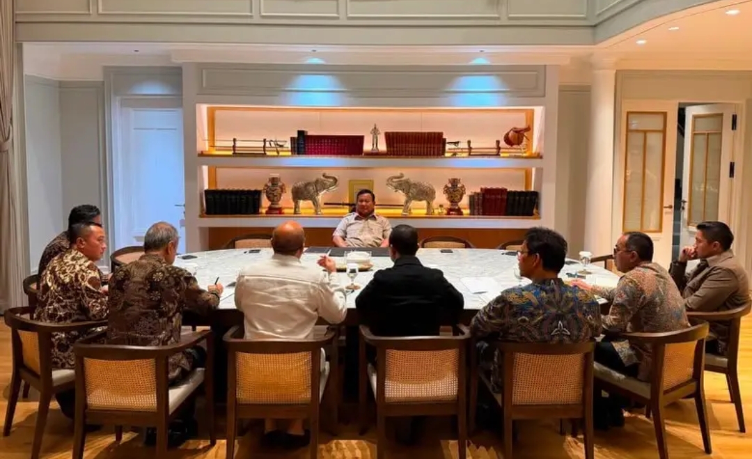 Sampaikan Fakta Investasi, Presiden Prabowo Instruksikan Rosan Buka-bukaan ke Publik