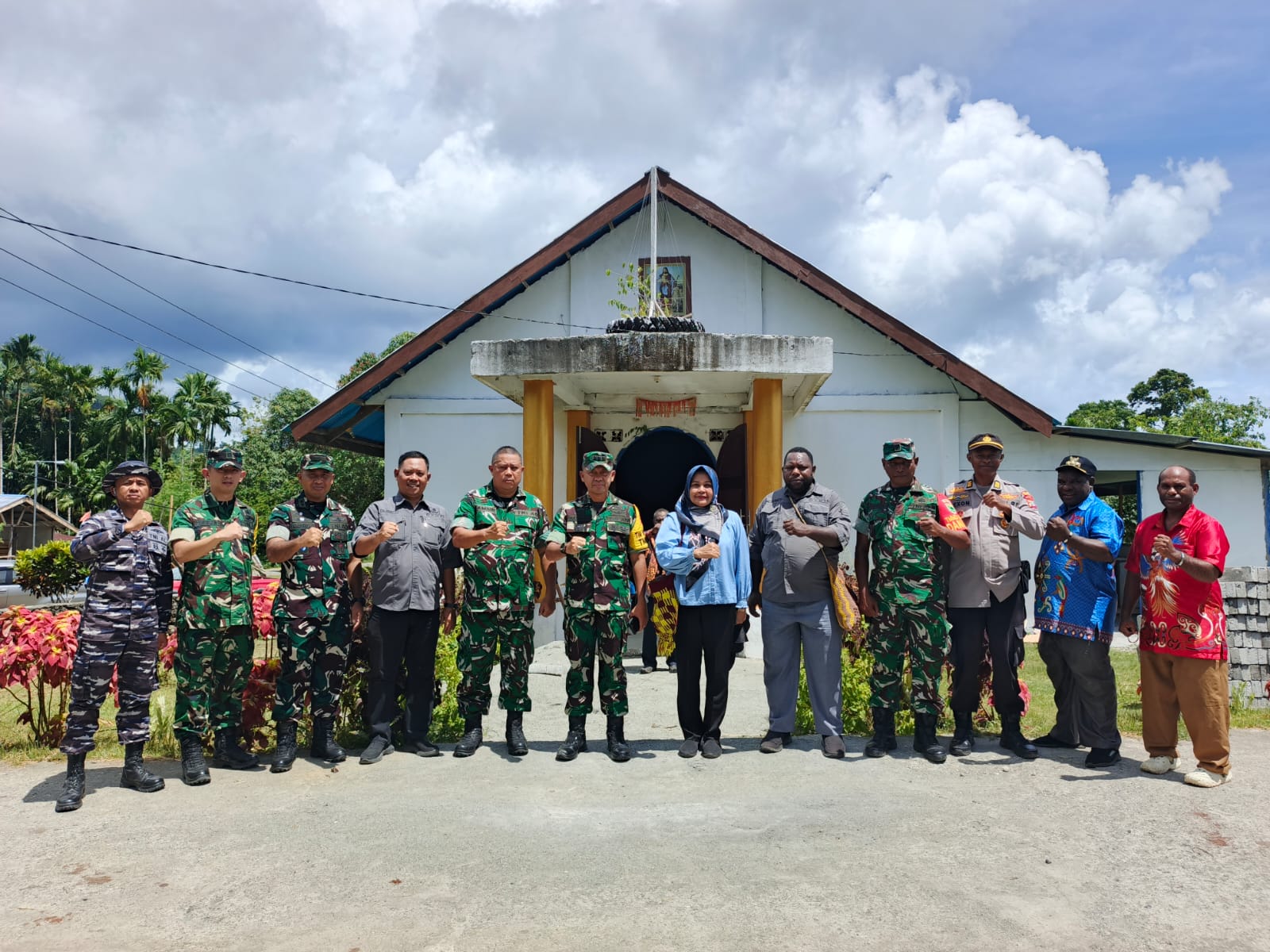 TMMD ke-128 Wujud Nyata Pengabdian TNI untuk Rakyat, Tim Wasev Tinjau Progres Pembangunan di Manokwari Utara