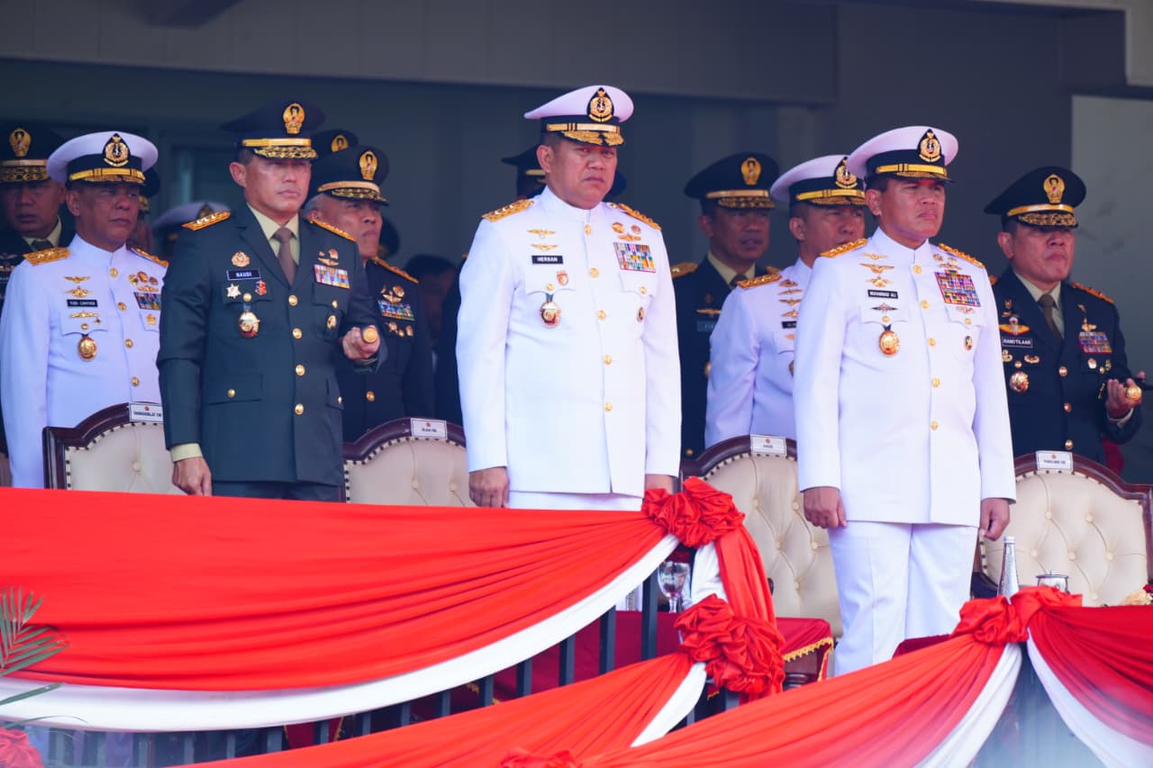 Panglima TNI Lantik 1.737 Perwira Remaja TNI di Magelang