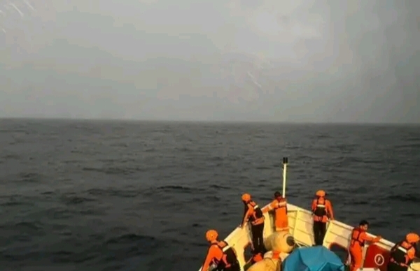 Tragis, KM Ratna Ningsih Tenggelam Di Perairan Indramayu