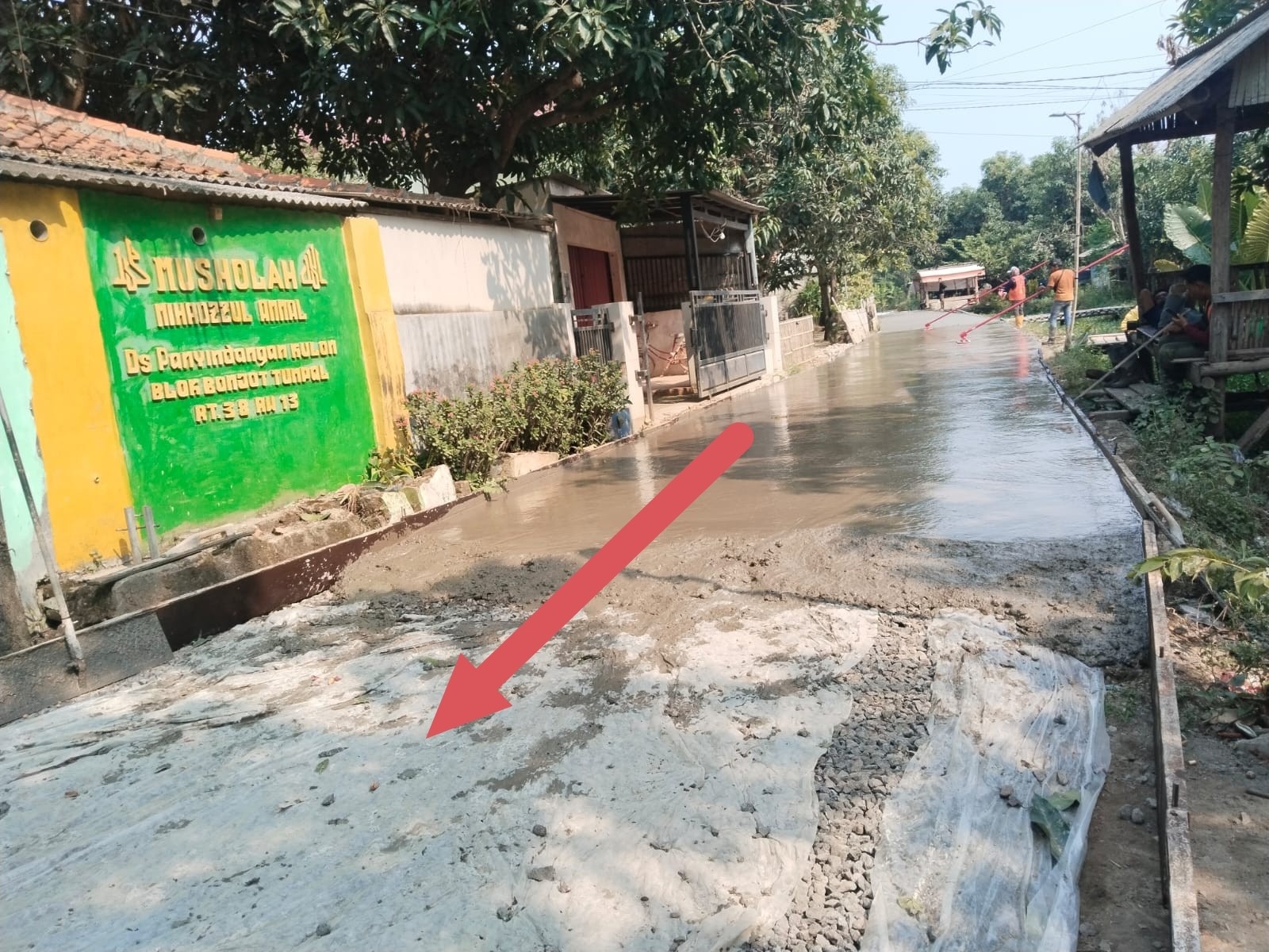 Proyek Pengecoran Jalan Aspirasi DEWAN IRFAN GERINDRA DIDUGA KUAT ASAL-ASALAN