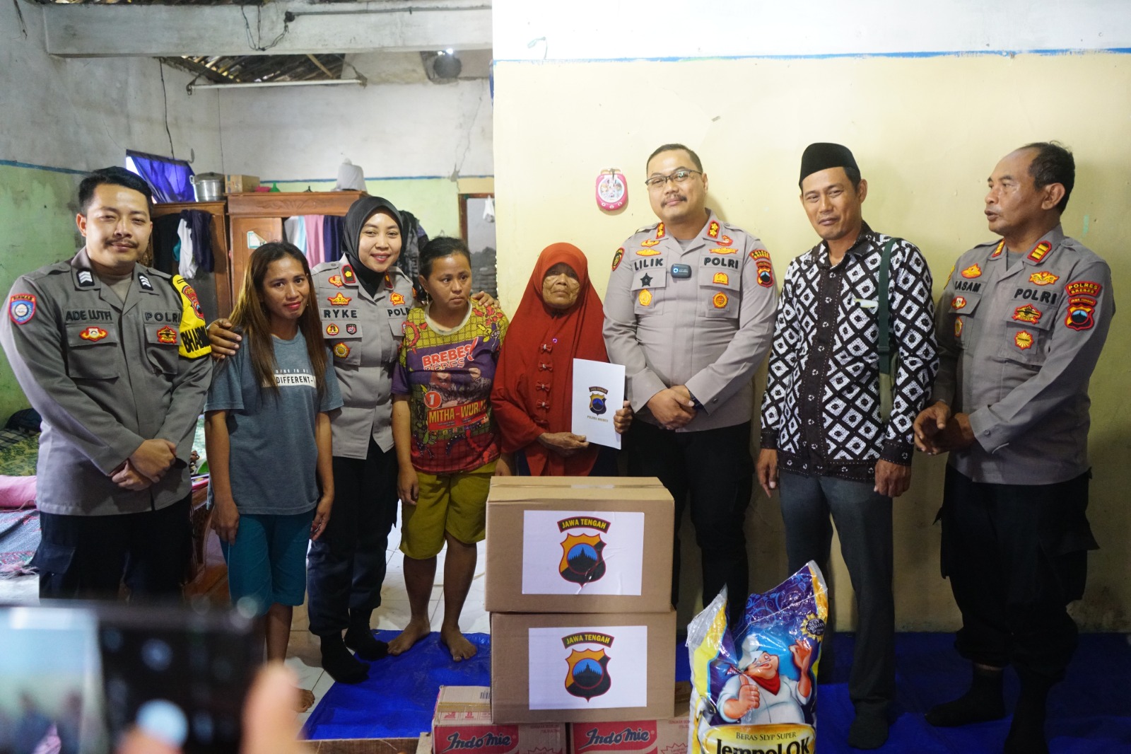 Polres Brebes Siapkan Penghargaan Khusus untuk Ibu Kusmiah, Janda Penyelamat Uang Rp3,6 M
