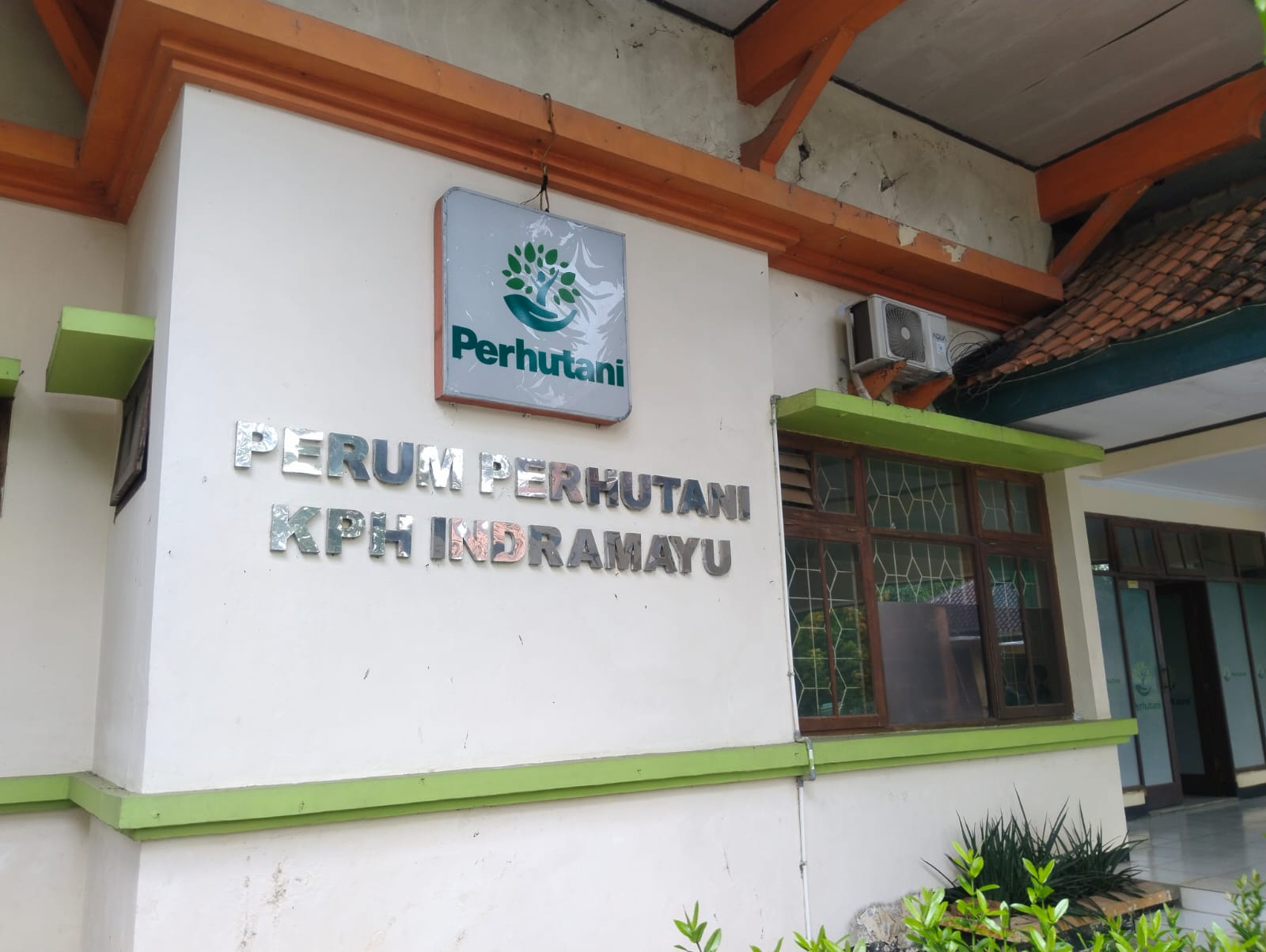 Dugaan Penyerobotan Lahan Perhutani, Oknum Anak Pejabat Daerah Jadi Sorotan