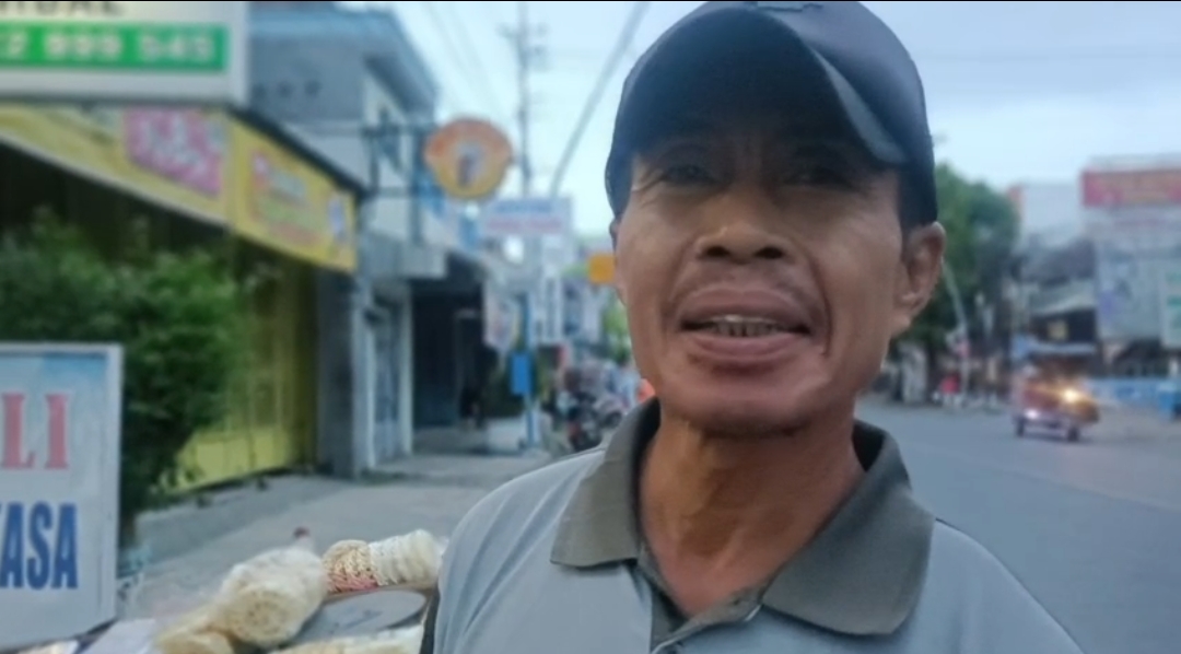 Kisah Pak Iman: Puluhan Tahun Mengayuh Sepeda, Menjemput Rezeki demi Keluarga di Tasikmalaya