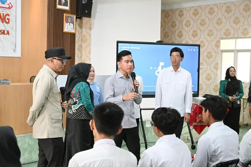 Memperkuat Taji Siswa Lampung di Kancah Global, Wapres Gibran Tinjau Program Vokasi SMKN 4 Bandar Lampung