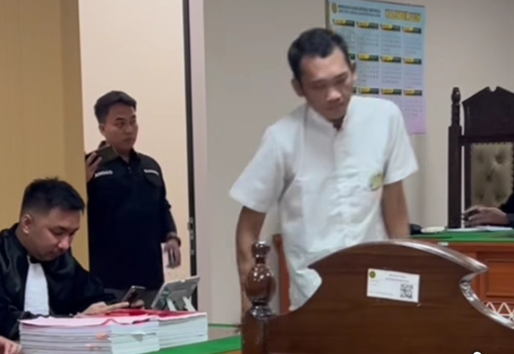 Toni RM Siap Cecar Pertanyaan Pada Penyidik & Penyiksa Rifanto, Priyo Bagus Di PN Indramayu