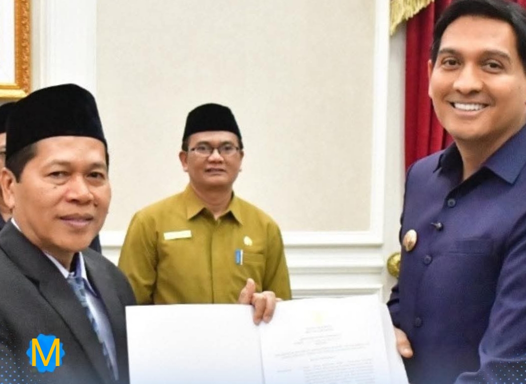 BUPATI LUCKY HAKIM LANTIK AHMAD SYADALI SETDA INDRAMAYU