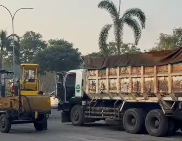 Debu Proyek PT Alaska Zayden Xavier 6,5 Miliar Diprotes Warga Kerawang.