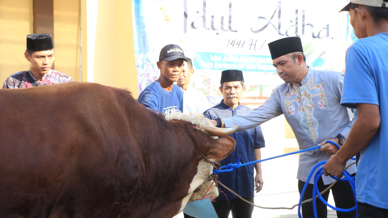 Kapolres Tegal Serahkan Puluhan Hewan Kurban di Momentum Idul Adha 1447 H