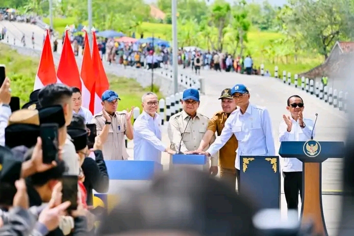 Resmikan 1.151 Km Jalan Daerah, Presiden Prabowo: Konektivitas adalah Kunci