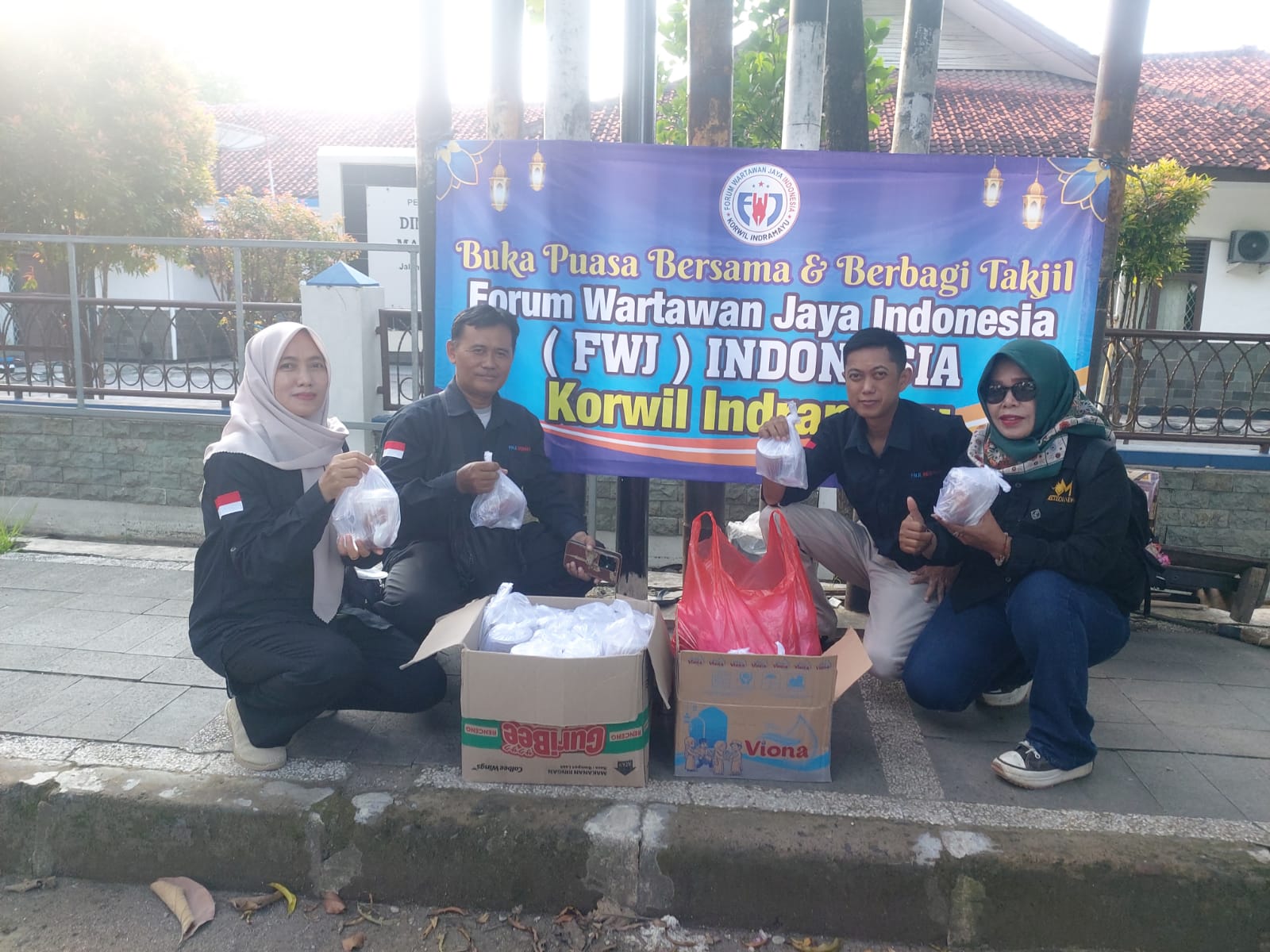 FWJI Korwil Indramayu Gelar Berbagi Takjil, Perkuat Kepedulian Sosial di Bulan Ramadhan