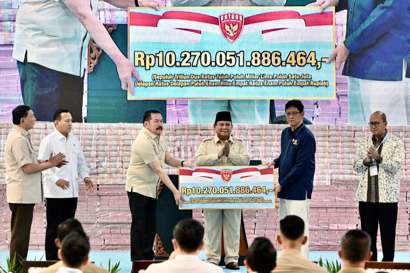 Presiden Prabowo Saksikan Pengembalian Aset Rp10,27 Triliun dan 2,3 Juta Hektare Lahan ke Negara