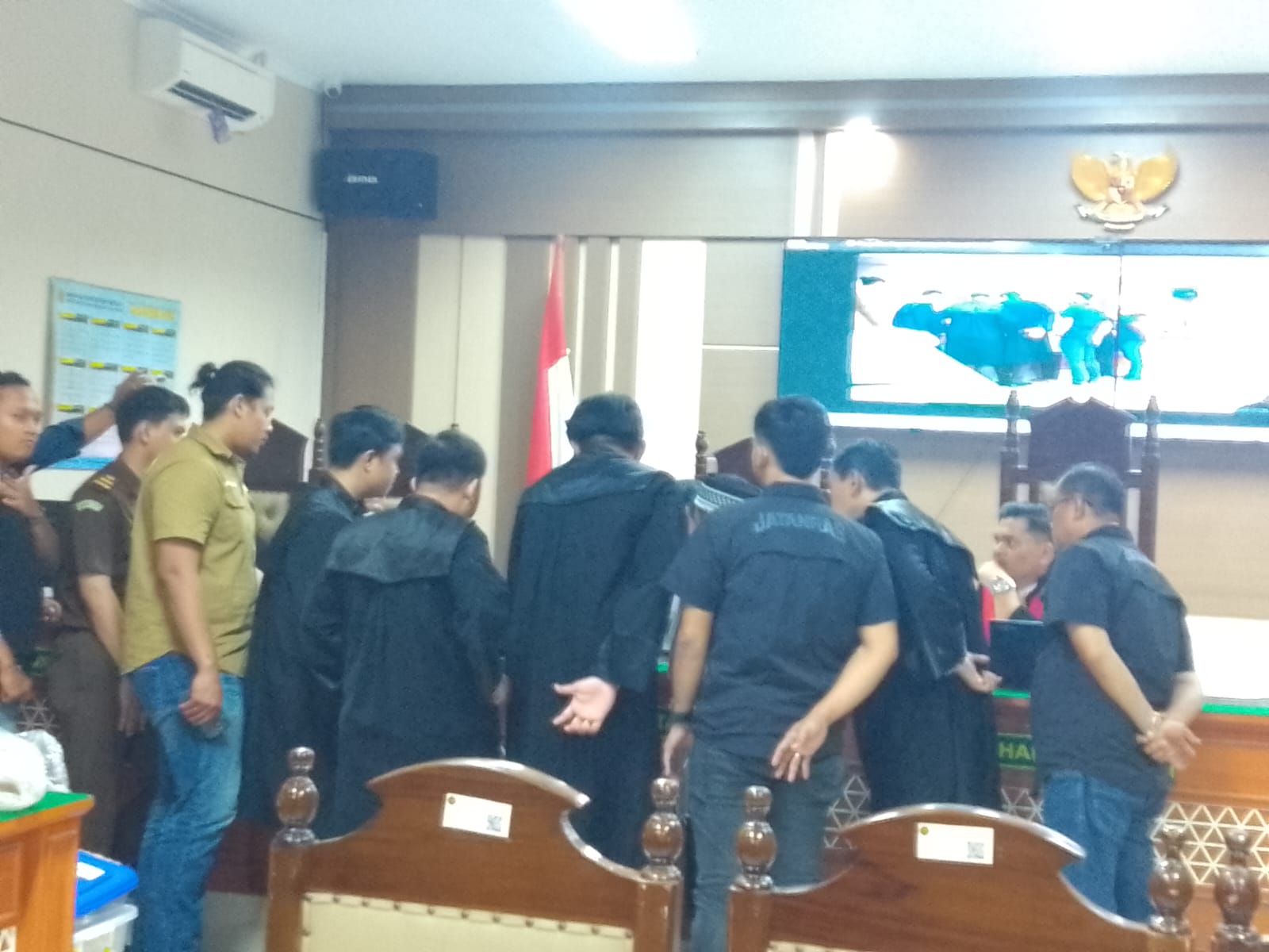 CCTV, Korban Budi Awaludin Bersama Ririn & Priyo