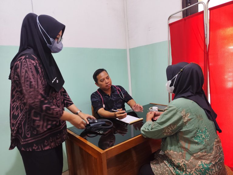 Dokter Andre Yulius, CEO AMC Group Bagikan Tips Makan Daging Kurban Agar Tak Kolesterol