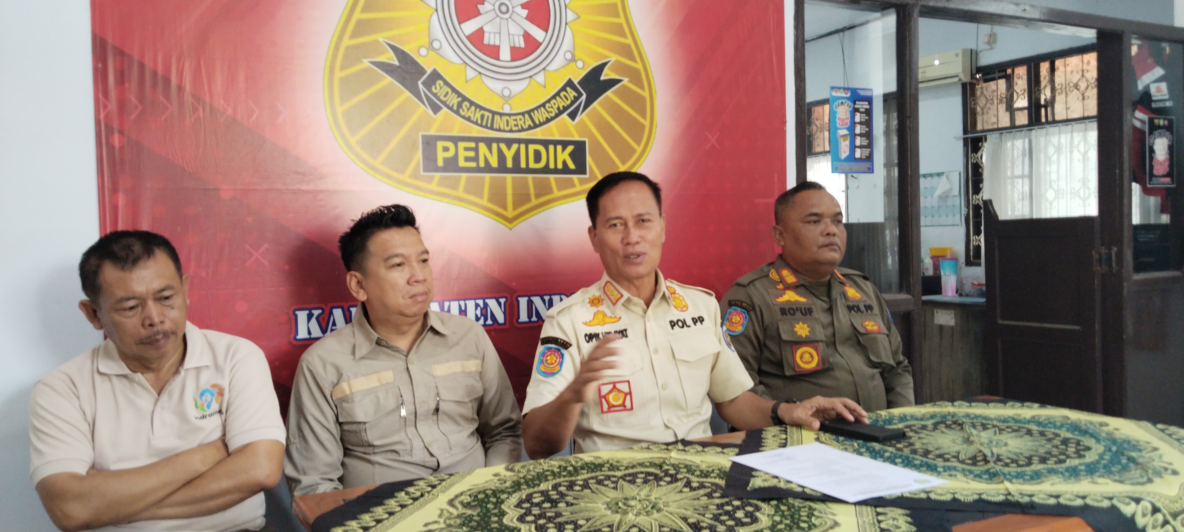 SAT POL PP Segera Tindak REKLAME VIDEOTRON PT. NETLINK WORLD INDONESIA Tidak Berizin