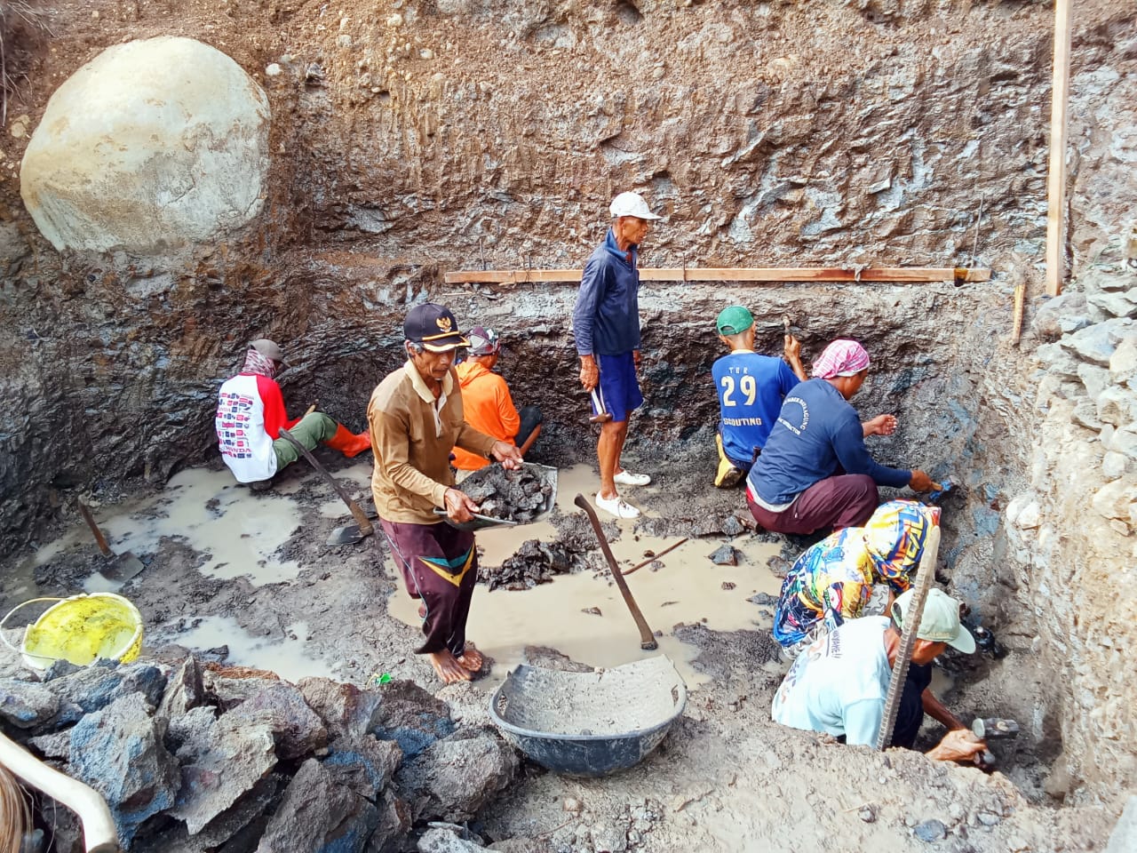Harapan Warga Kadumanis Segera Terwujud Lewat Pembangunan Jembatan Garuda