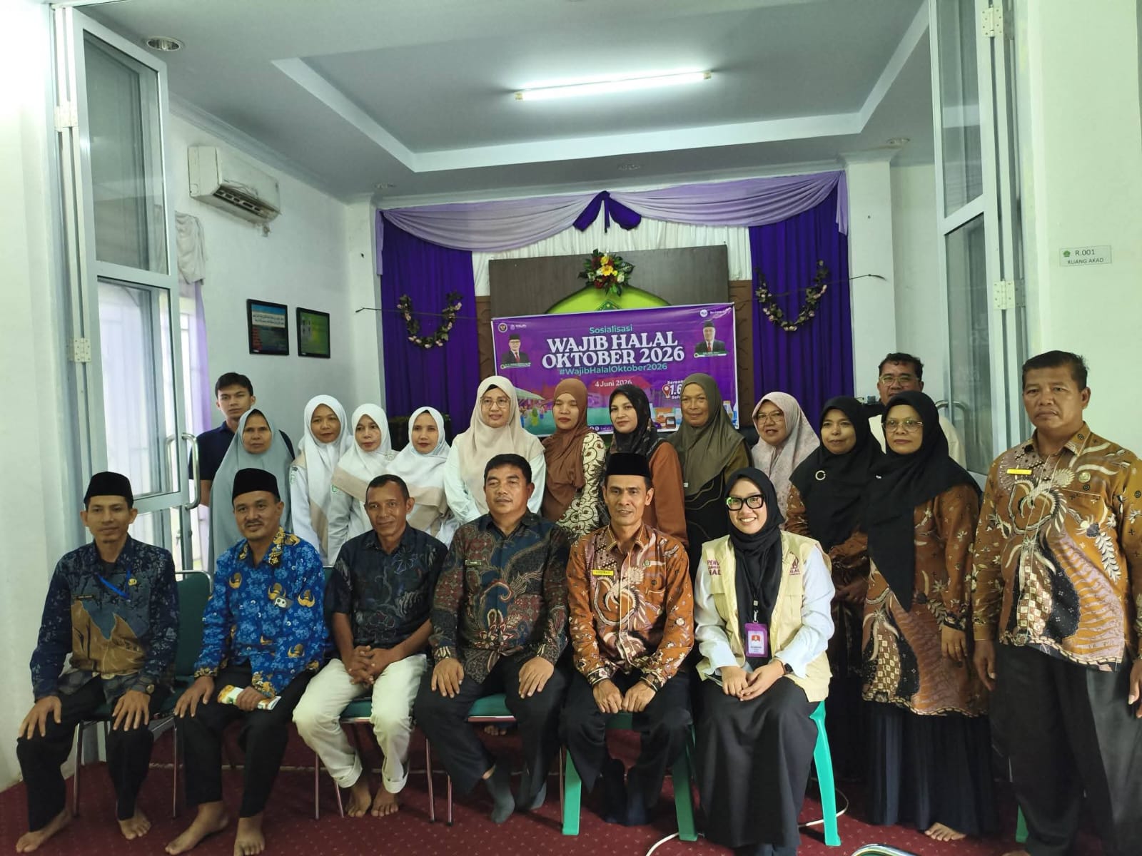 Jelang Penerapan Wajib Halal Oktober 2026, Pemkab Pasbar Dorong UMKM Segera Bersertifikat Halal.