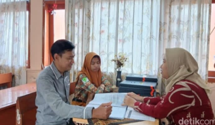 Bupati Kapuas Terbitkan SE 'Ayah Ambil Rapor', Tempat Kerja Diminta Beri Dispensasi