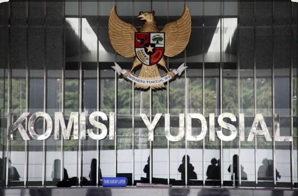 Putusan Bebas Hakim Janggal, 17 Korban Lamporkan HAKIM Ke MA, KY, DPR Komisi 3 dan KPK