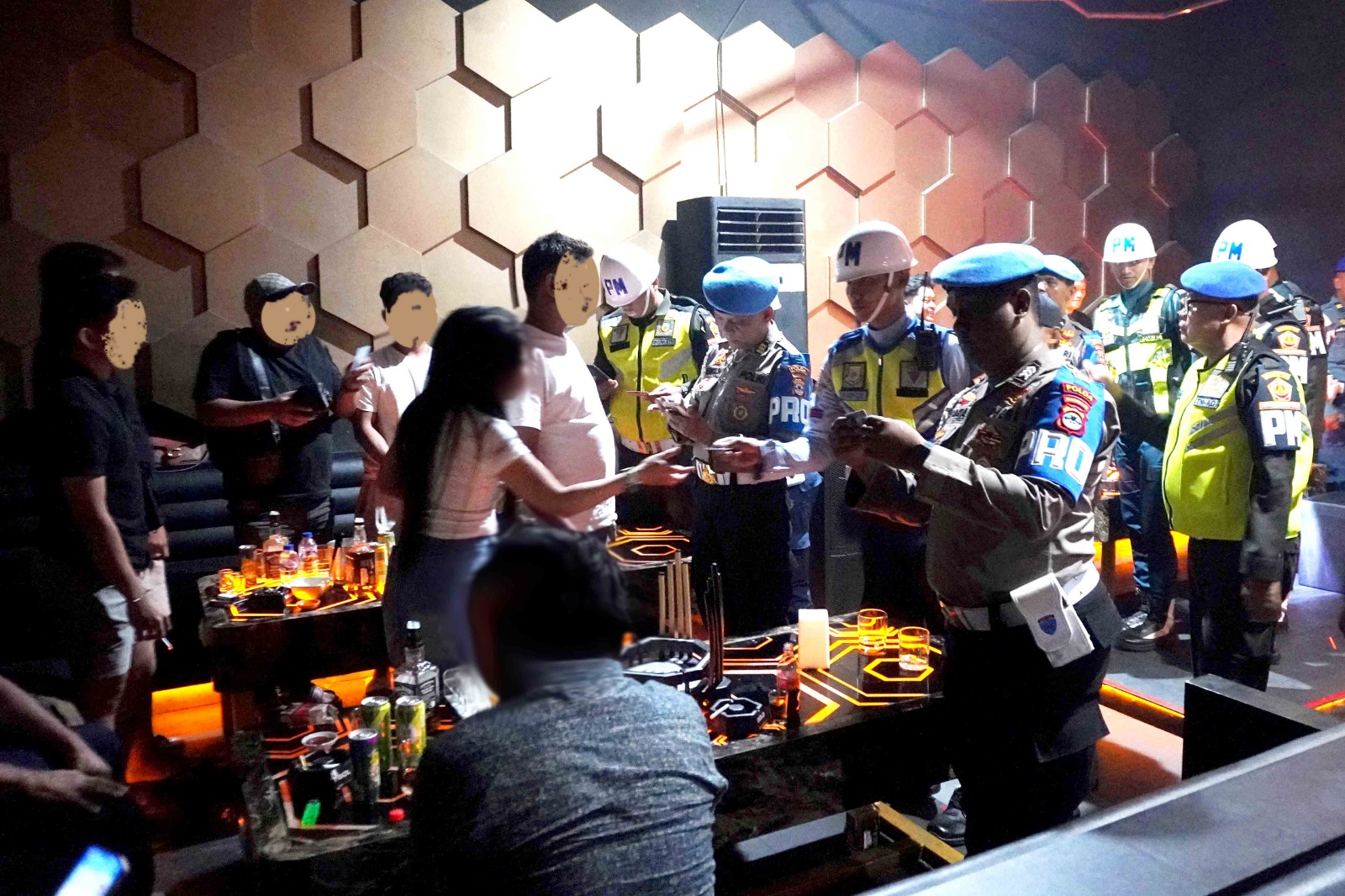 Pomau Lanud Sjamsudin Noor Bersama Polri Gelar Razia THM, Tegakkan Disiplin dan Jaga Marwah Institusi