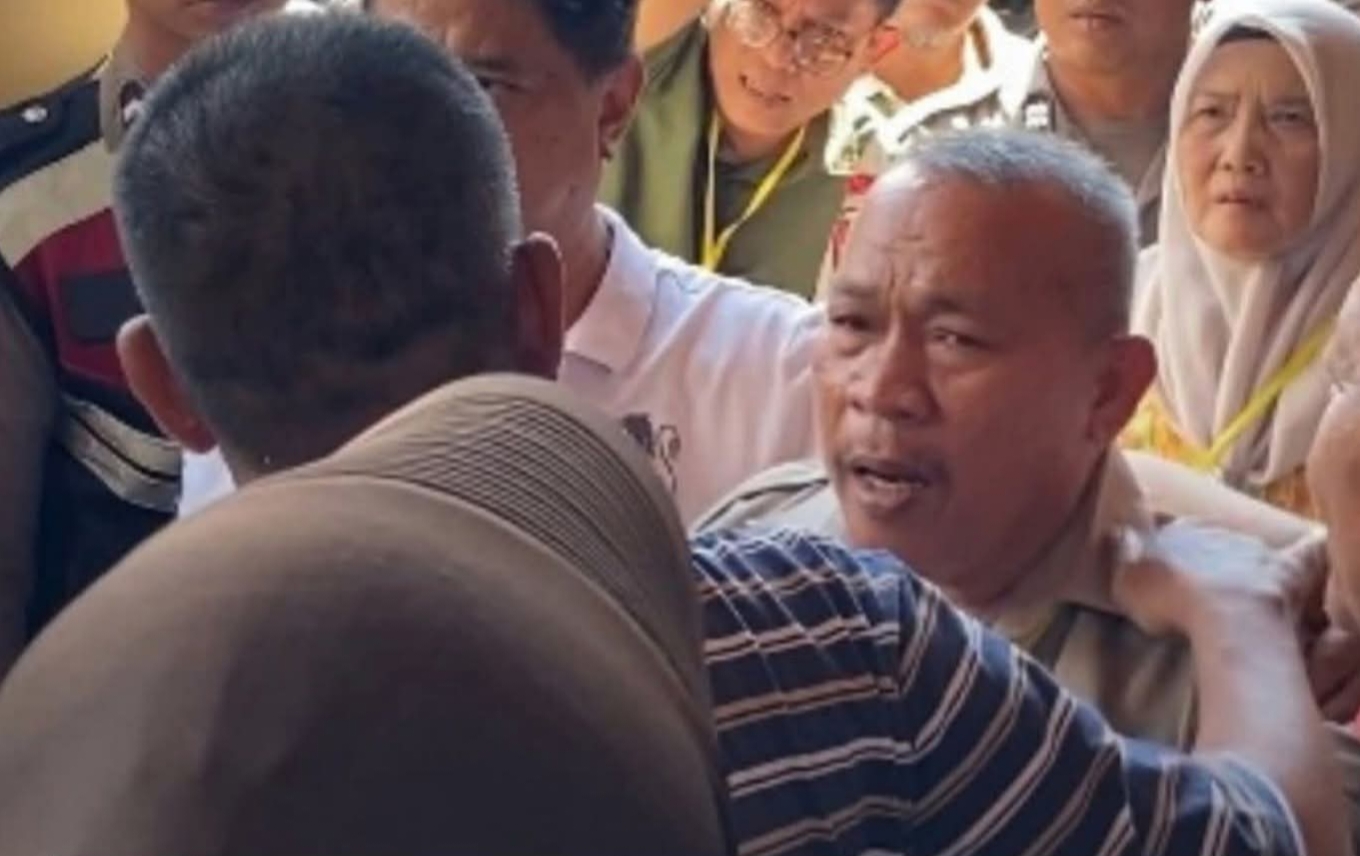 Sidang Kasus Pembunuhan Satu Keluarga Kembali Ricuh, Dua Kubu Saling Sindir Warisan