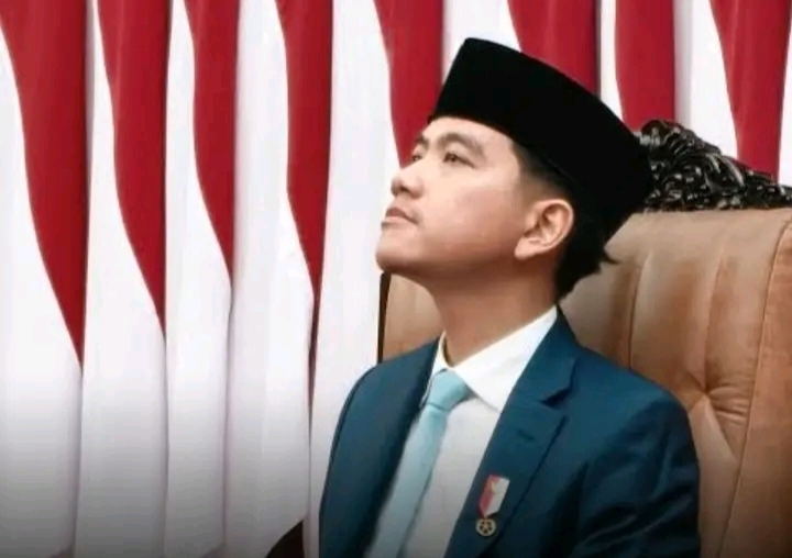 MK Ungkap Gibran Tidak Memiliki Ijazah SMA Jadi Sorotan