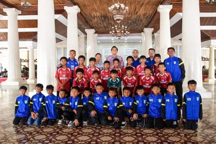 Bupati Indramayu Lepas Kontingen Muda ke Liga Jabar Istimewa 2026