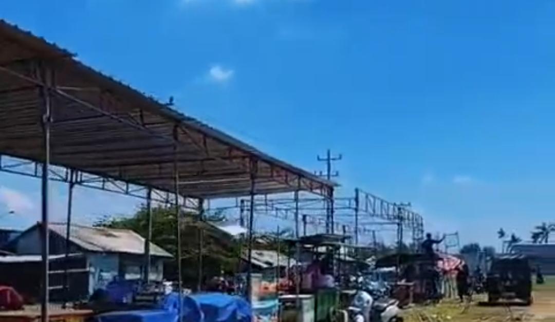 Bukan Untung Malah Buntung, PKL di Klampok Brebes Protes Aturan Panitia Pengajian