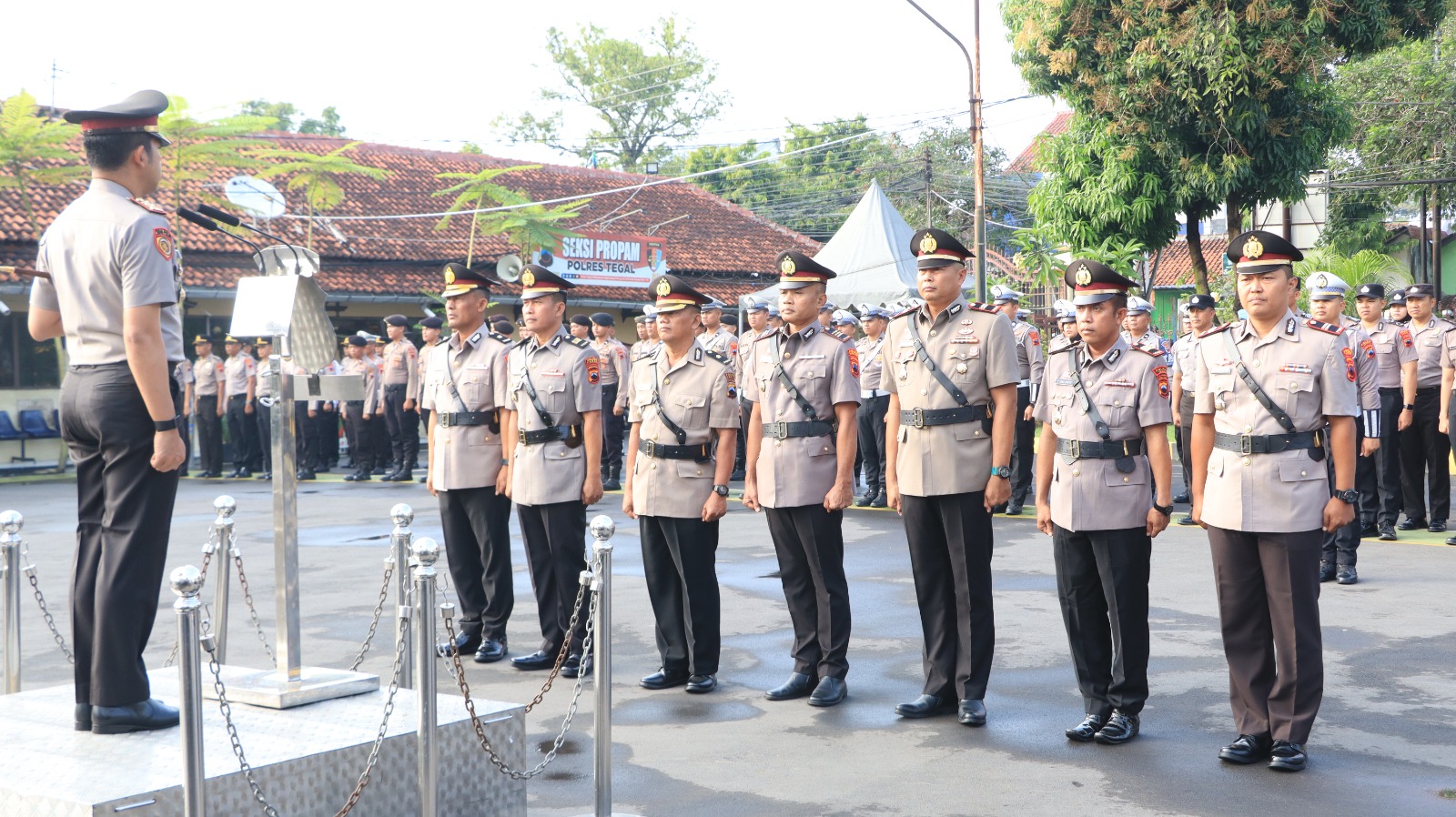 Polres Tegal Gelar Kenal Pamit Kabagops dan Kapolsek, AKBP Bayu Prasatyo Tekankan Kepemimpinan Humanis