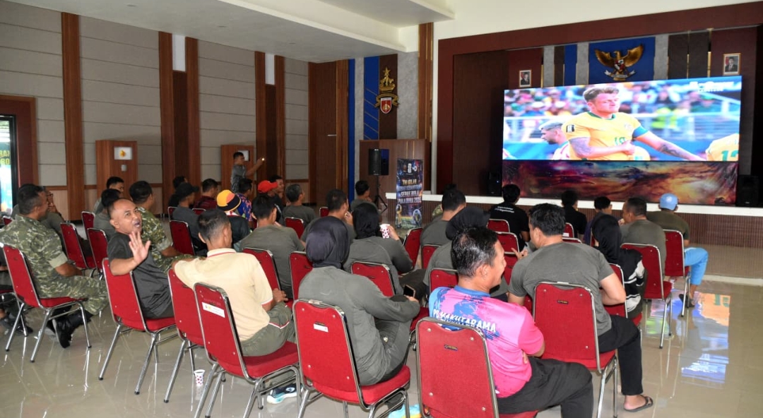 Pererat Kemanunggalan, Korem 071/Wijayakusuma Gelar Nobar Piala Dunia 2026 Bersama Masyarakat