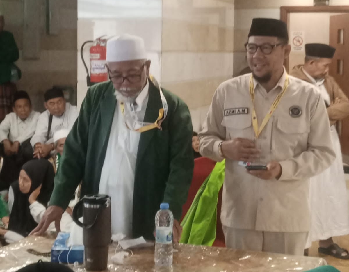 Laporan dari Madinah: Persiapan Menuju Makkah, Petugas Kloter 8 SOC Intensifkan Layanan Kesehatan dan Edukasi Jemaah