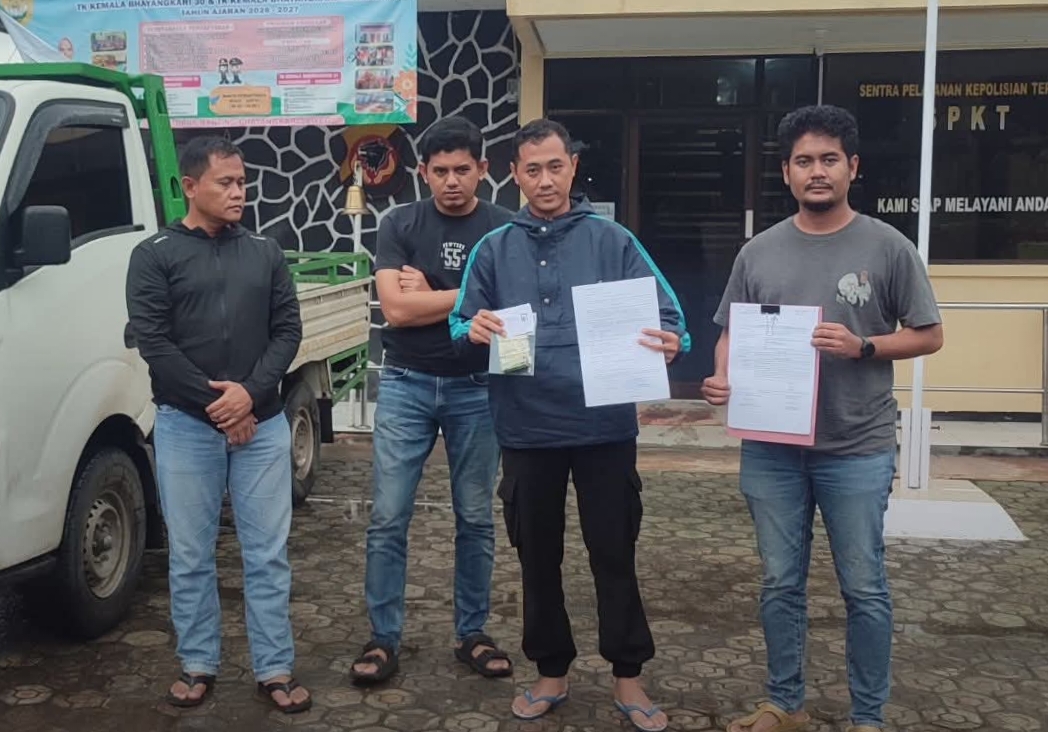 Pencuri Tinggalkan Mobil Pick Up Di Wilayah Indramayu