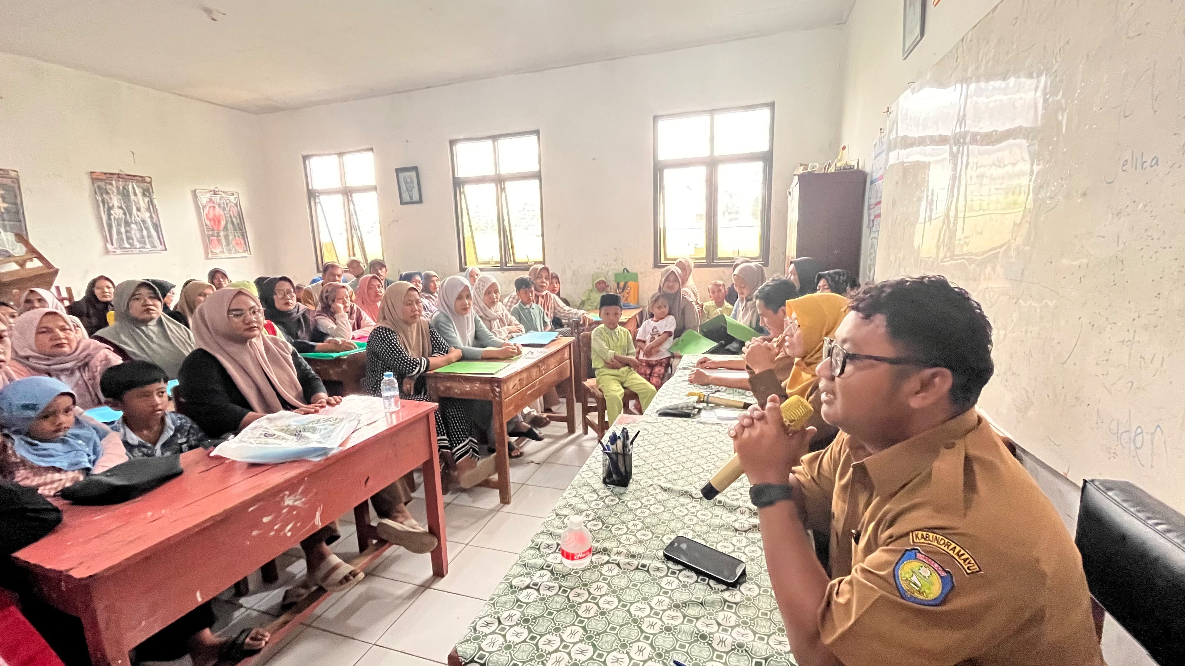 Ratusan Orang Tua Siswa Siap Geruduk Disdik, Tuntut Penambahan Kuota